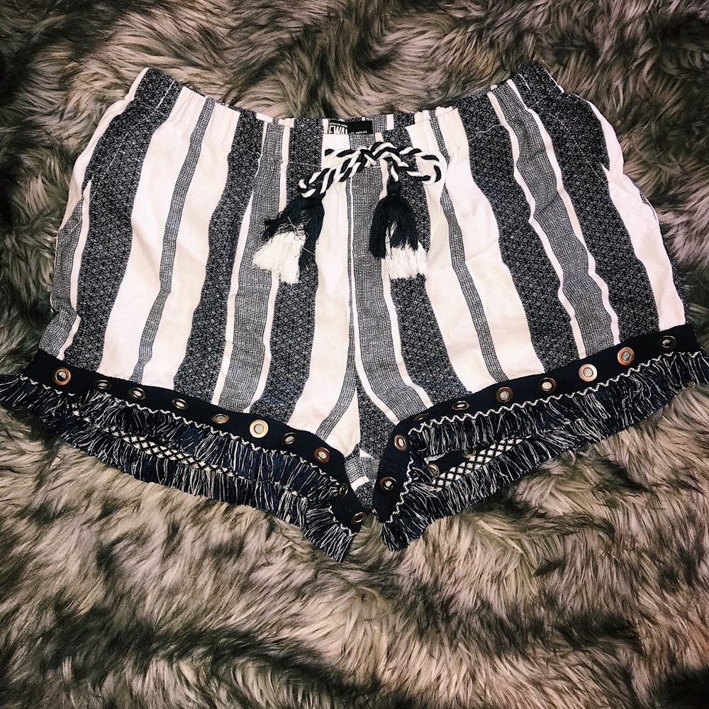 Flowy stripe shorts